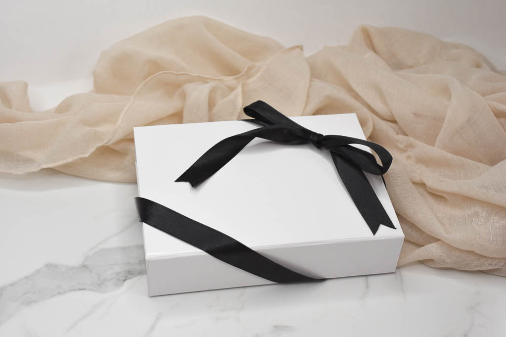 Small Box and ribbon for gifting